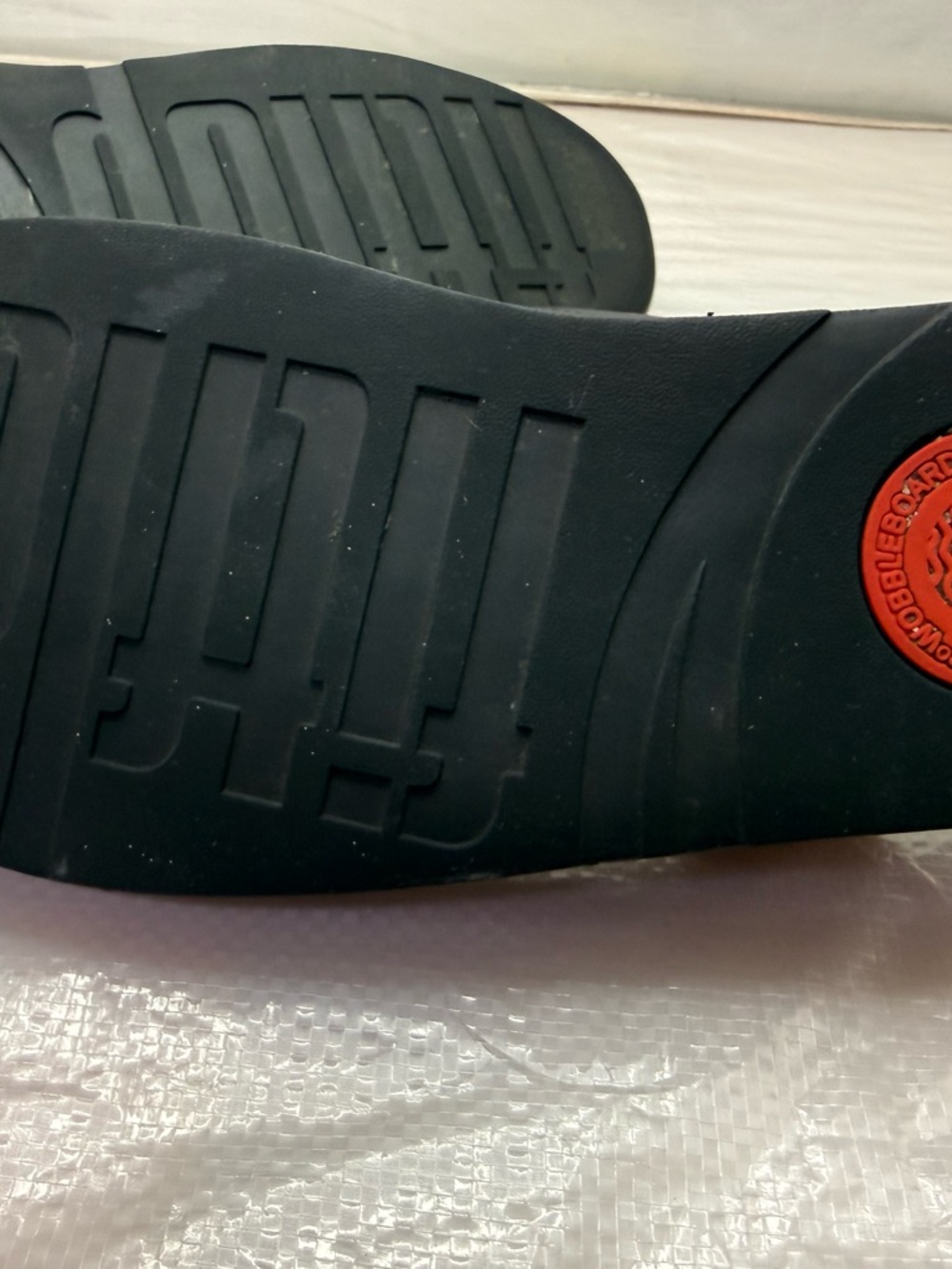 FitFlop Black Leather Thong Sandals - Picture 8 of 11